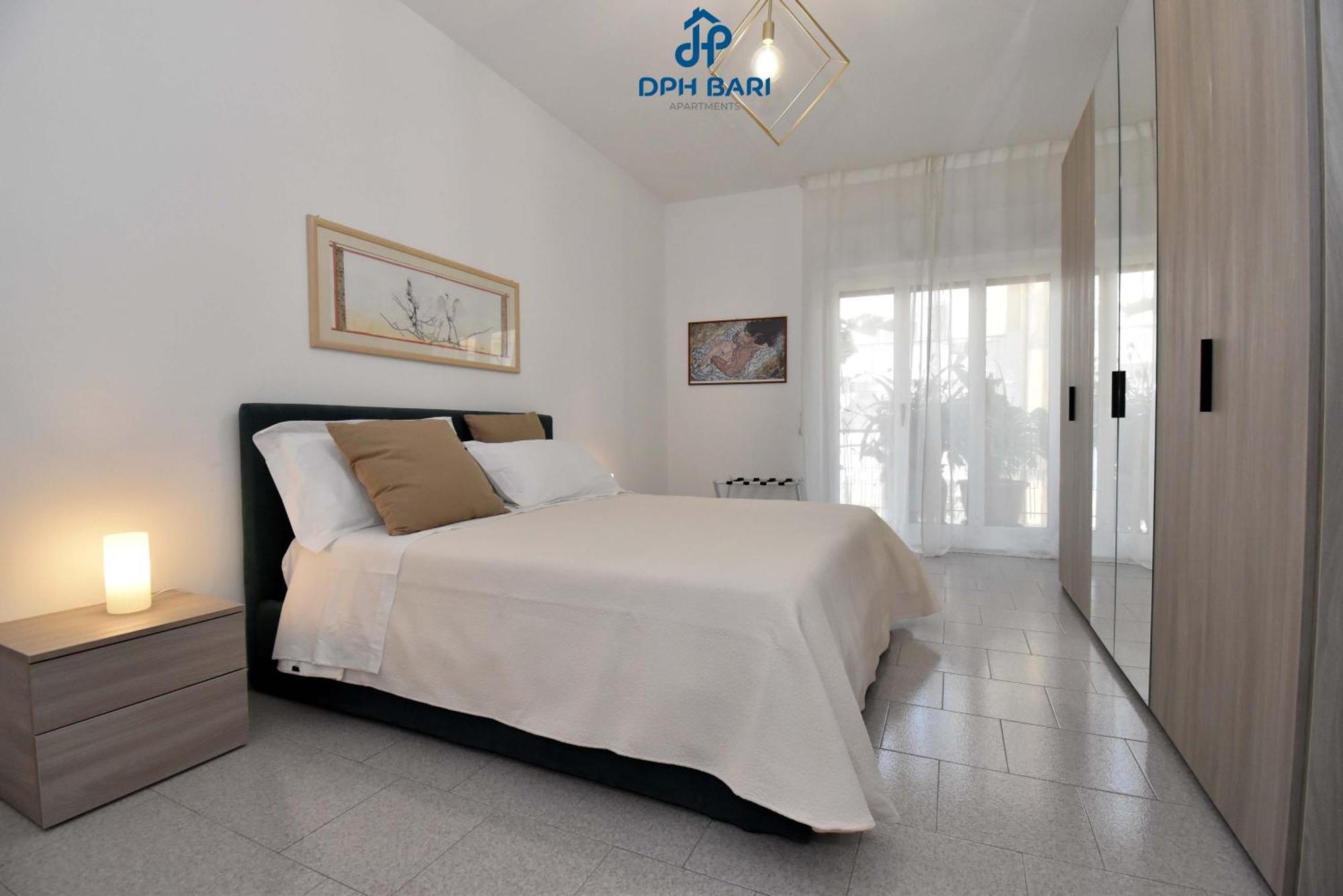 Dph Bari Apartments - Dei Mille Bagian luar foto