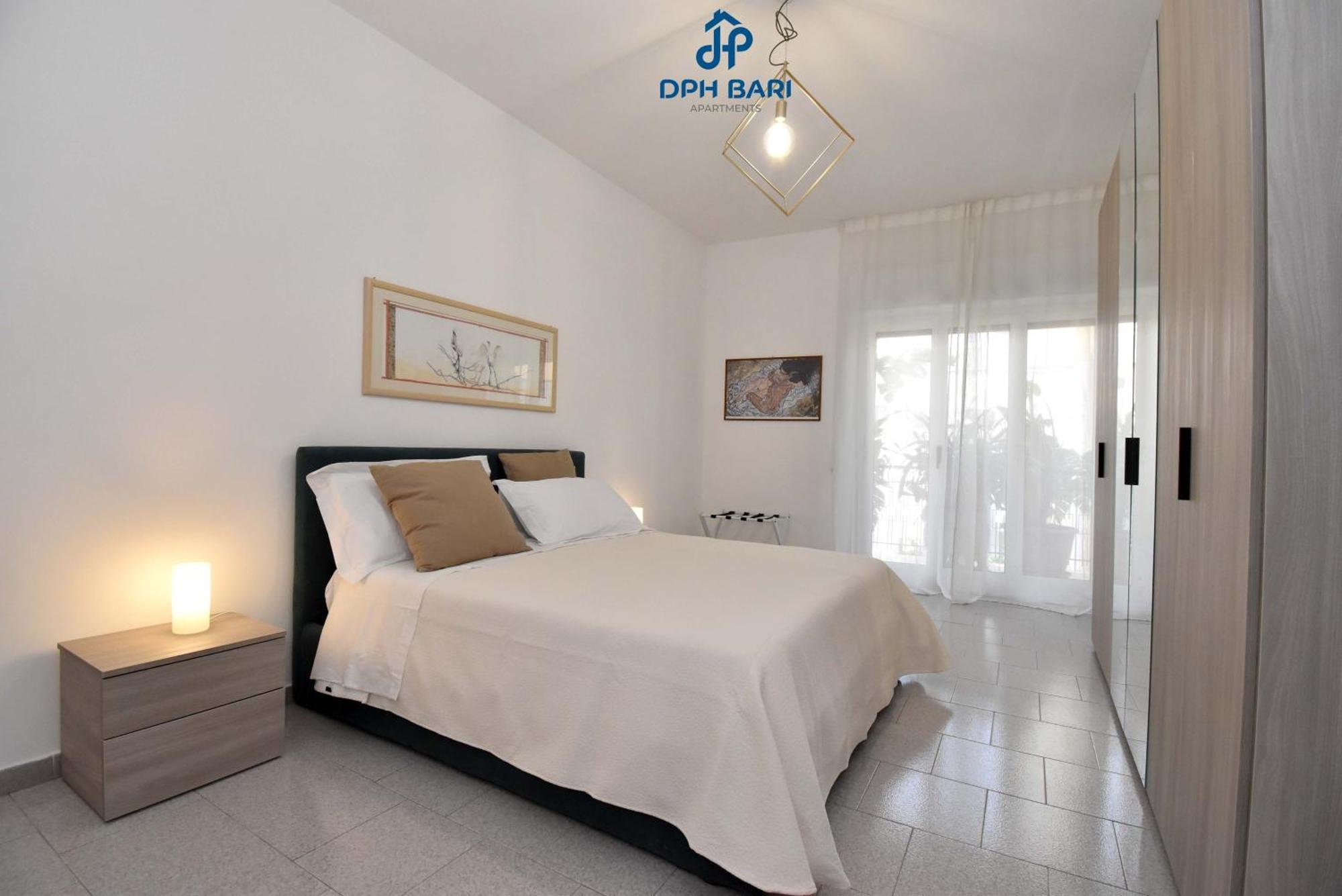 Dph Bari Apartments - Dei Mille Bagian luar foto