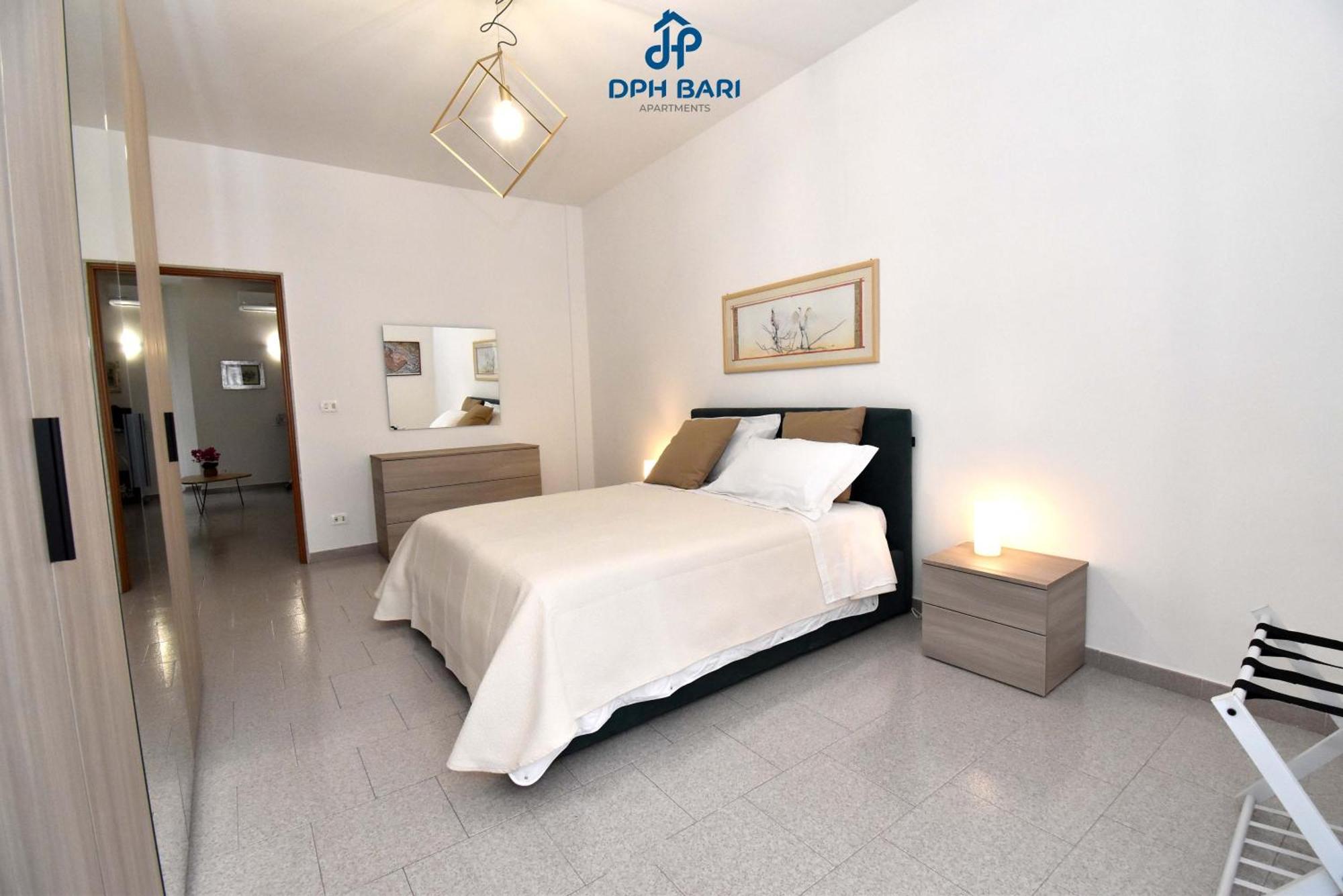 Dph Bari Apartments - Dei Mille Bagian luar foto