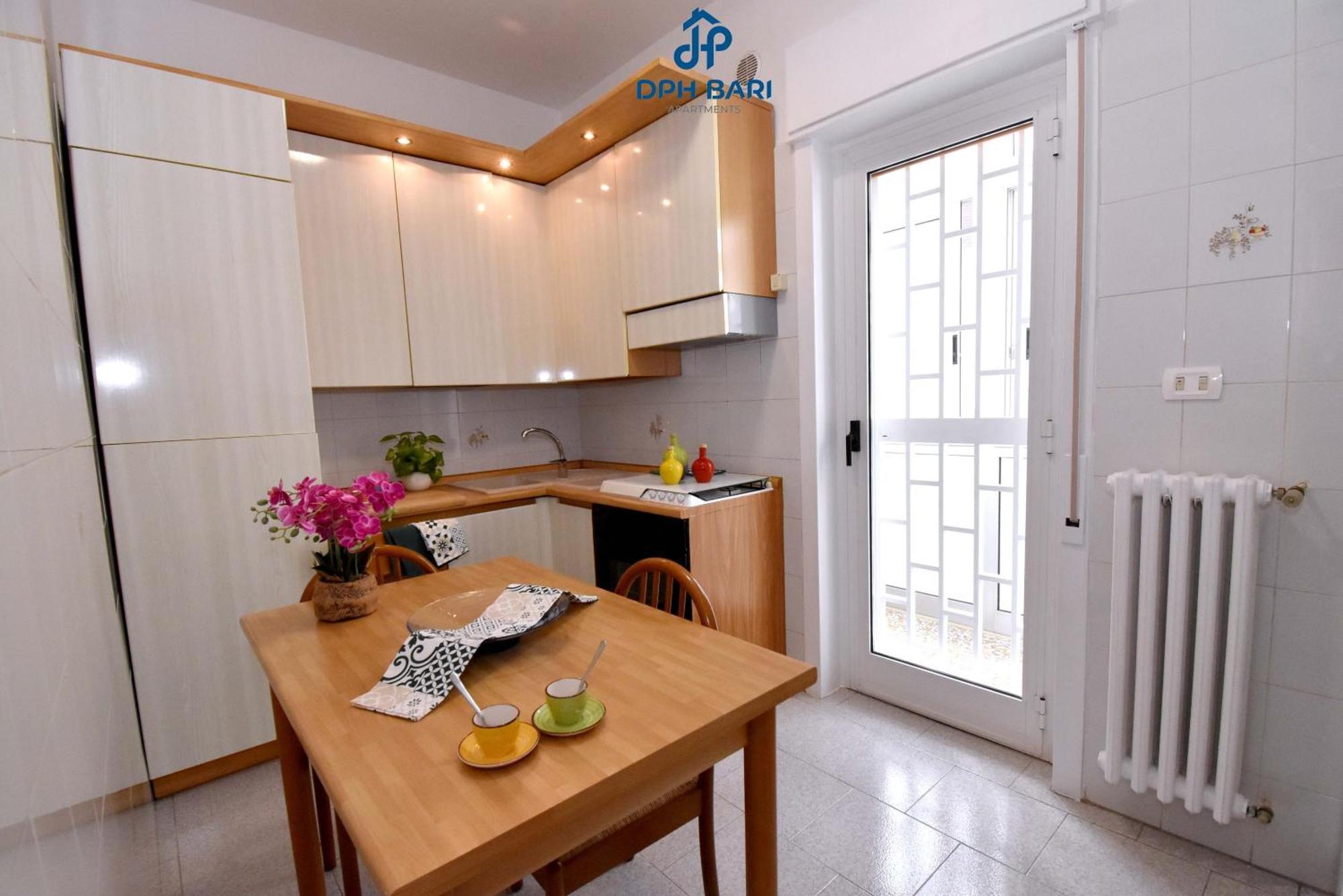 Dph Bari Apartments - Dei Mille Bagian luar foto