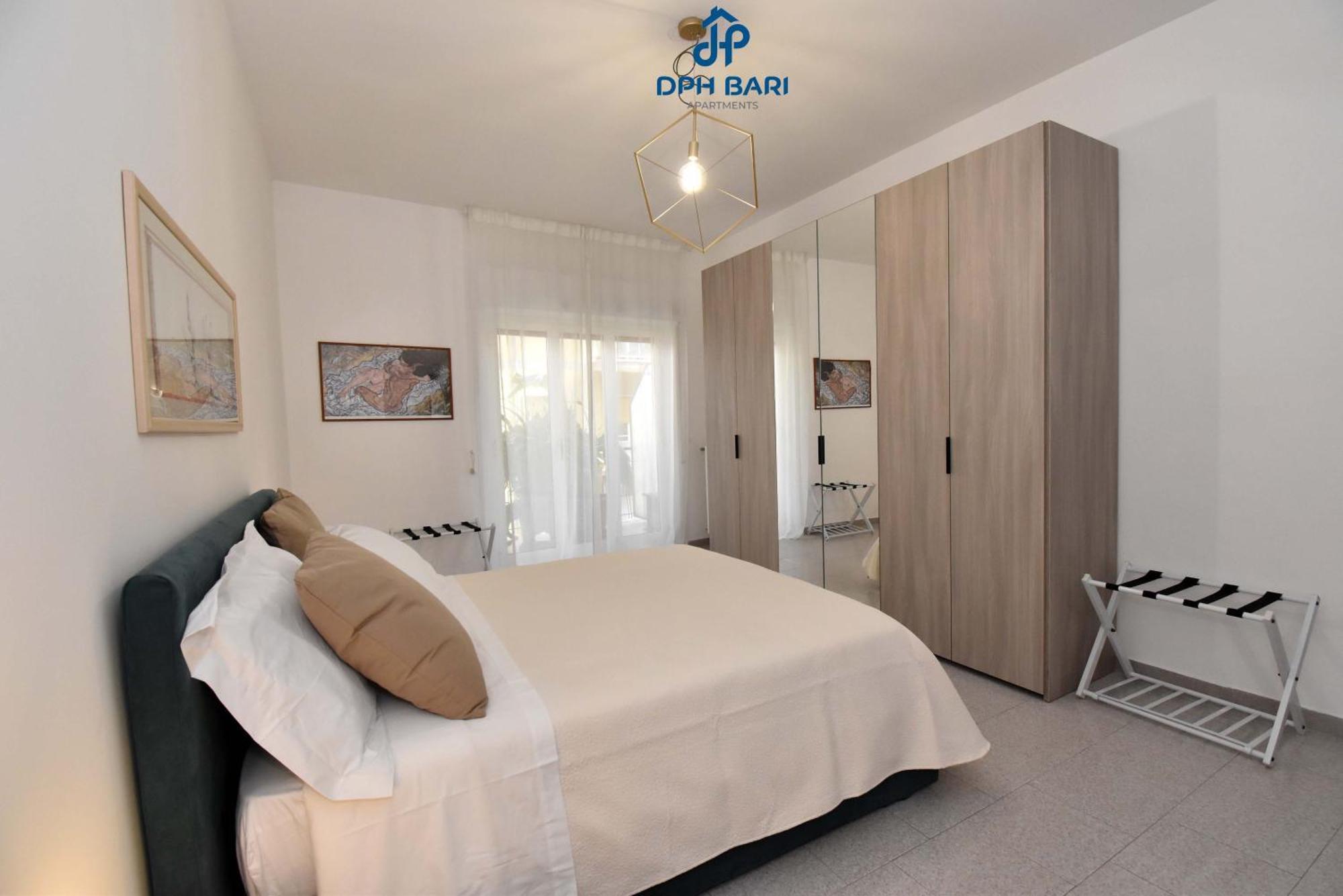 Dph Bari Apartments - Dei Mille Bagian luar foto