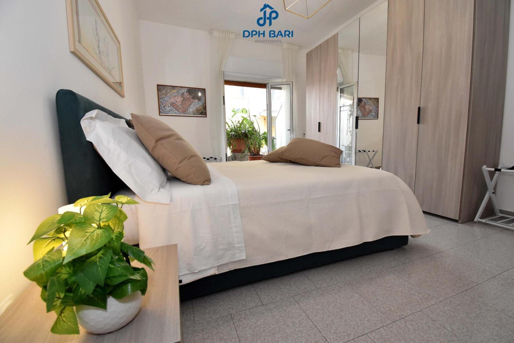 Dph Bari Apartments - Dei Mille Bagian luar foto